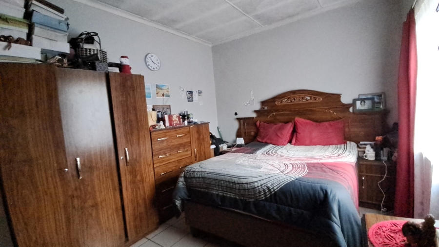 3 Bedroom Property for Sale in Diazville Western Cape
